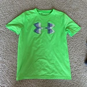 green under armour tee